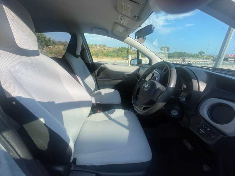 2012 Toyota Yaris 1,3L 2012 Cyprus