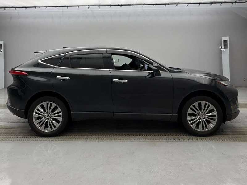 2023 Toyota Harrier 2,5L 2023 Cyprus