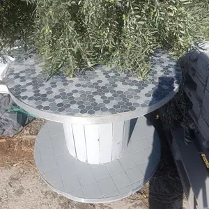 Τραπεζι, Επαρχία Λευκωσίας — Λατσιά - Άγιος Γεώργιος