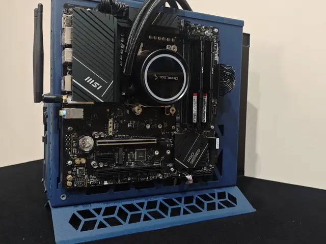 PC / work station Ryzen 9 7950X3D, Επαρχία Λεμεσού — Άγιος Αθανάσιος
