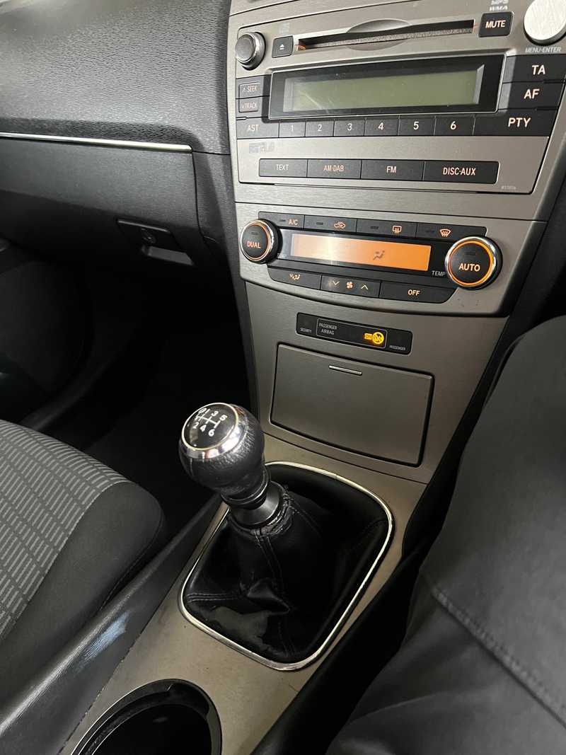 2010 Toyota Avensis 1,8L 2010 Cyprus
