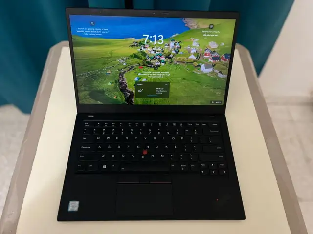 Lenovo Thinkpad X1, intel core i7 vpro, 8th gen, Paphos — Tombs Of the Kings