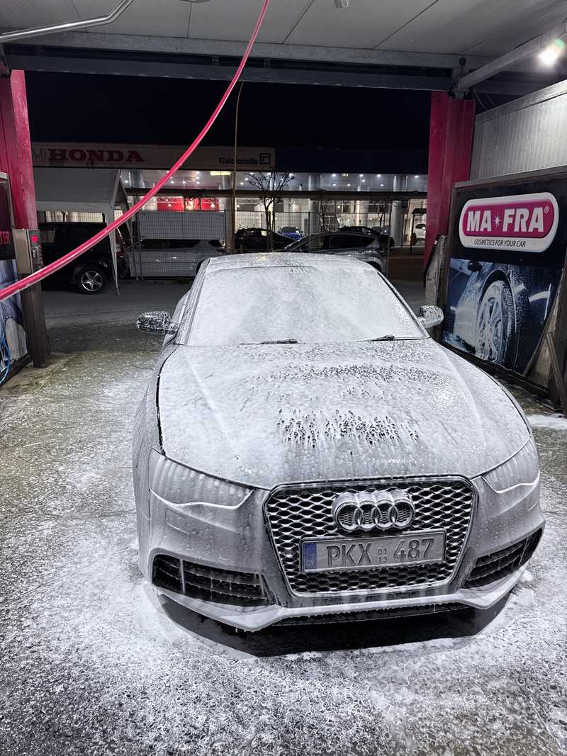 2013 Audi A5 2,0L 2013 Cyprus