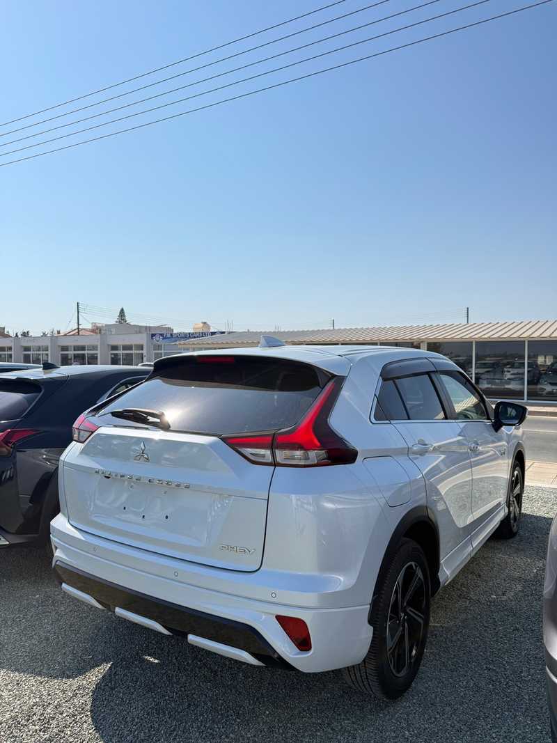 2021 Mitsubishi Eclipse Cross 2,4L 2021 Cyprus