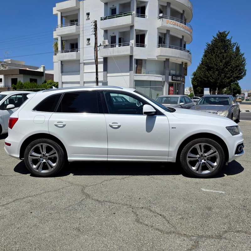2012 Audi Q5 2,0L 2012 Cyprus