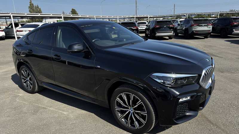 BMW X6 3,0L 2021