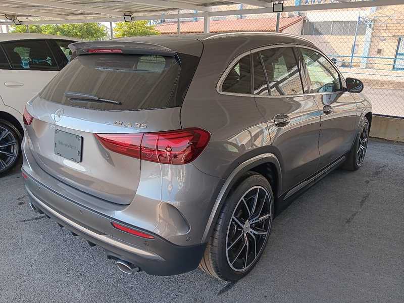 2025 Mercedes-Benz GLA 35 2,0L 2025 Cyprus