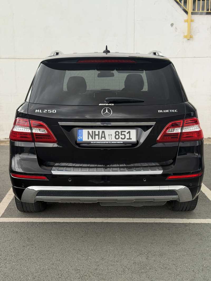 2013 Mercedes-Benz M-Class 2,1L 2013 Cyprus