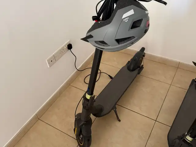 Ninebot e-scooter, Larnaca — Larnaka - Agioi Anargyroi II