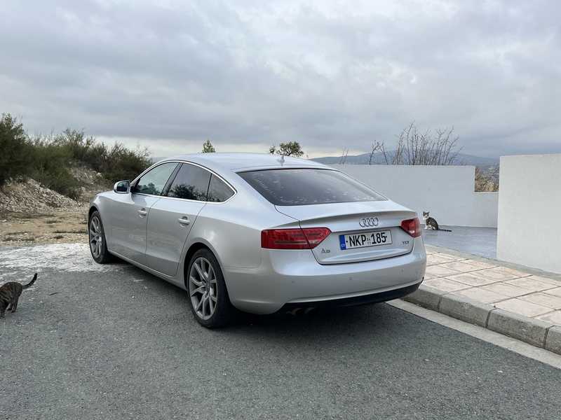 2011 Audi A5 2,0L 2011 Cyprus