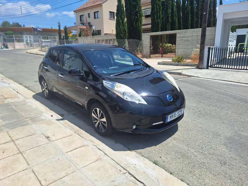 Nissan Leaf Electric 2017
