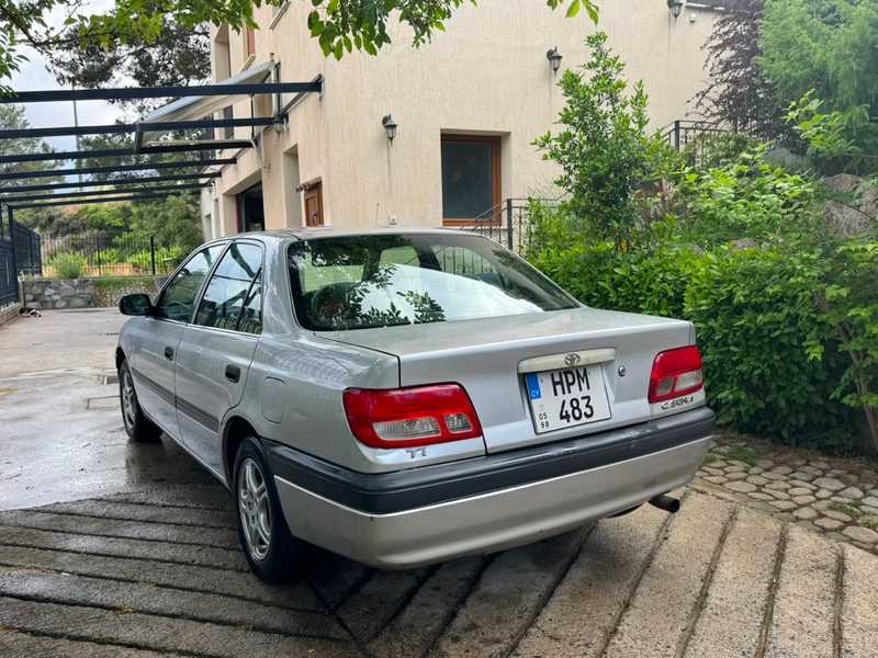 1998 Toyota Carina 2,0L 1998 Cyprus