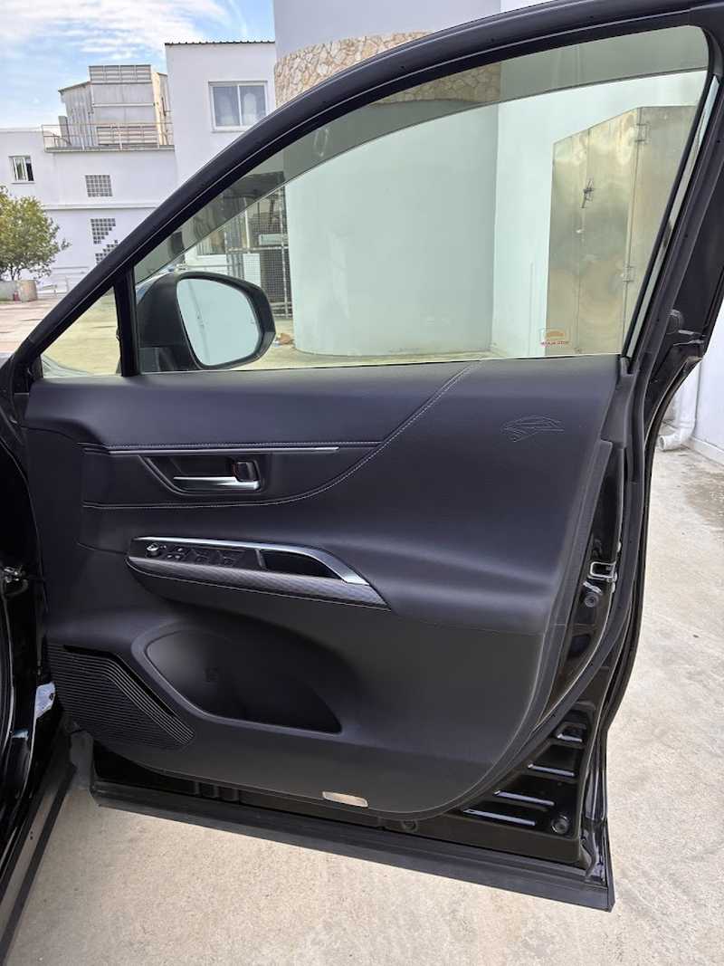 2021 Toyota Harrier 2,5L 2021 Cyprus