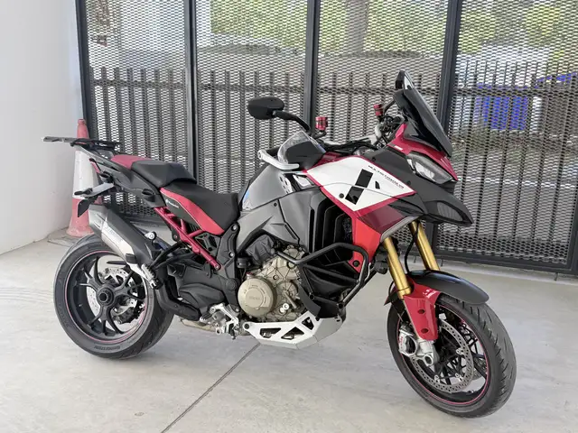 Ducati multistrada pikes peak, Limassol — Historical Center - 4