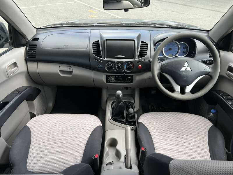 2008 Mitsubishi L200 2,5L 2008 Cyprus