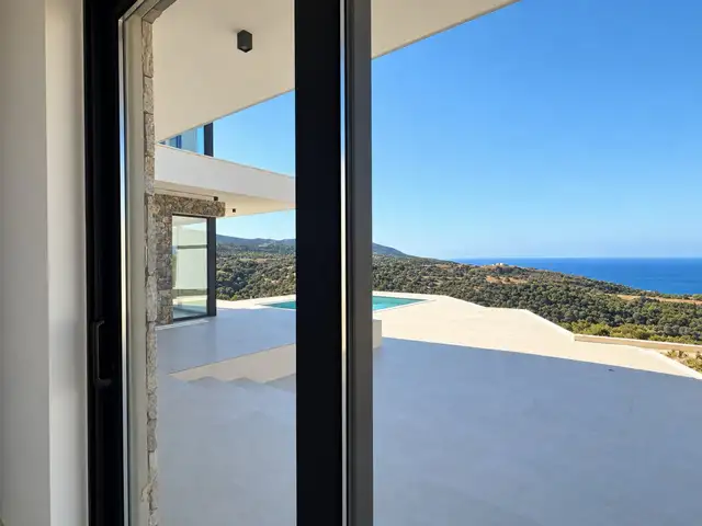 4-bedroom villa to rent, Paphos — Latsi - 6