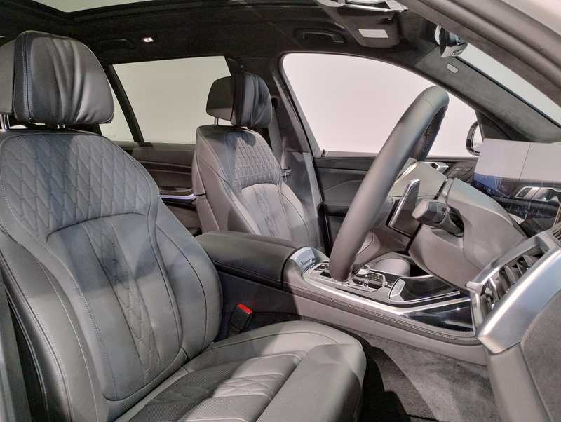 2024 BMW X7 3,0L 2024 Cyprus