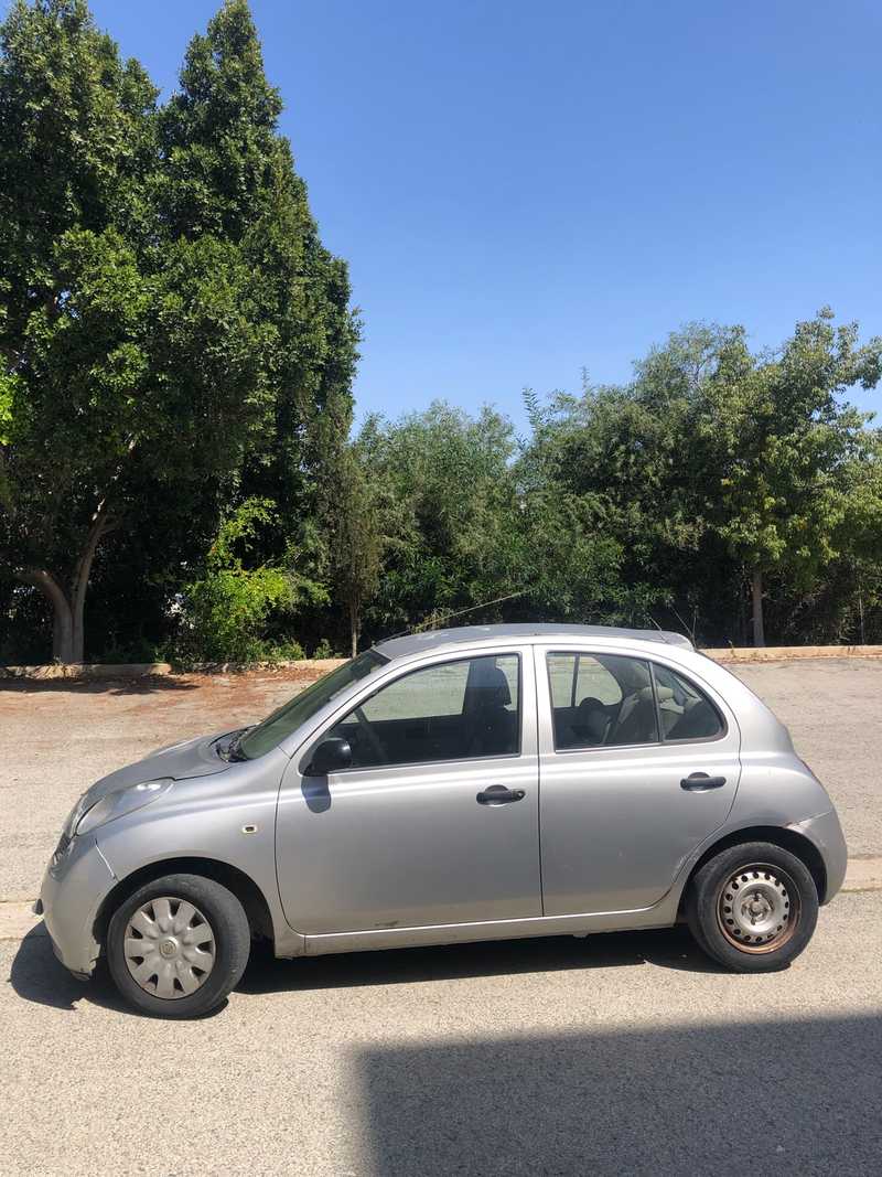 Nissan March 1,6L 2004