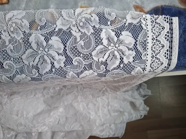 Tulle 4.05m x 3.26m, cuts of green fabric with lurex, cuts of white and black fa, Limassol — Limassol - Neapolis