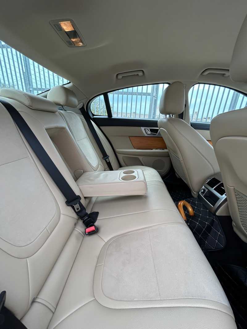 2014 Jaguar XF 2,2L 2014 Cyprus