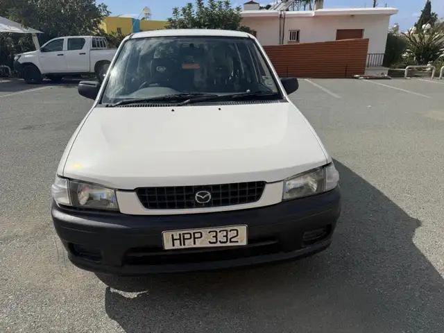 Mazda Demio