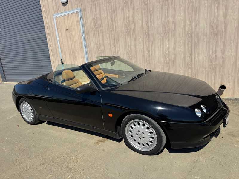 1996 Alfa Romeo Spider 2,0L 1996 Cyprus