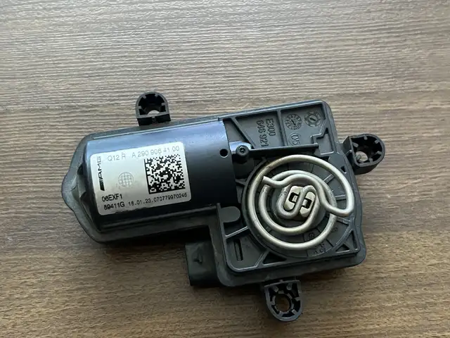 Mercedes g-class w463a w464 e465 g63 oem amg exhaust system actuator a2909064100, Επαρχία Λεμεσού — Γερμασόγεια