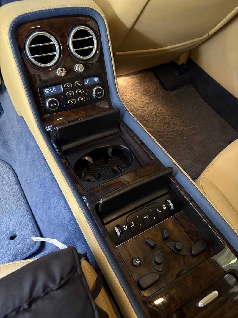 2005 Bentley Flying Spur 6,0L 2005 Cyprus
