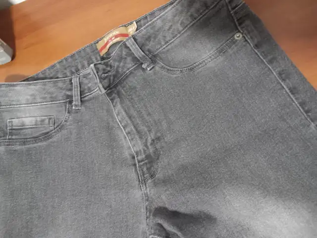 Jeans, Limassol — Limassol - Agia Zoni