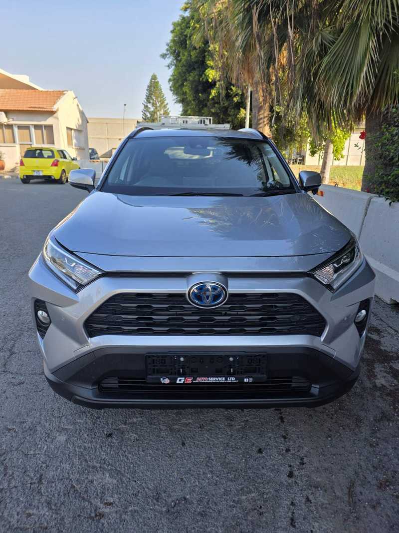 Toyota RAV4 2,5L 2021