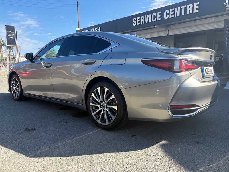 2019 Lexus ES300h 2,5L 2019 Cyprus