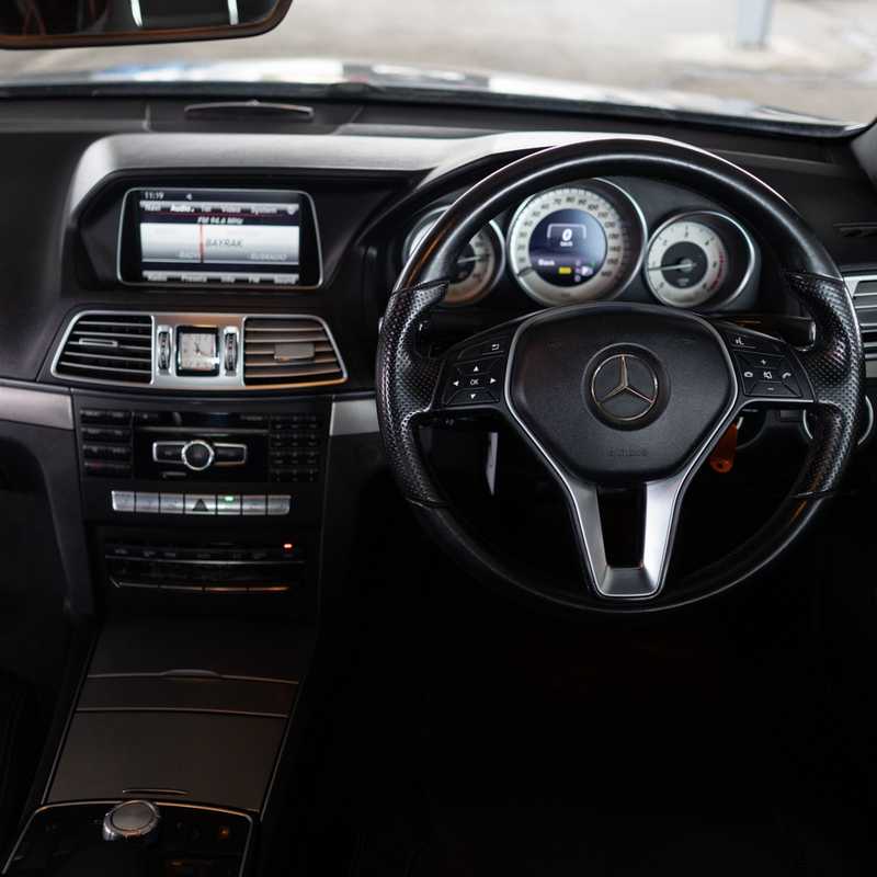 2015 Mercedes-Benz E-Class 2,2L 2015 Cyprus