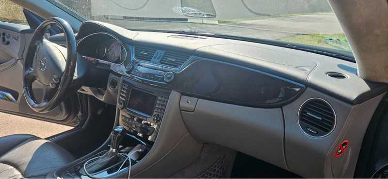 2004 Mercedes-Benz CLS-Class 5,0L 2004 Cyprus