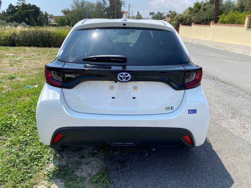 2022 Toyota Yaris 1,5L 2022 Cyprus