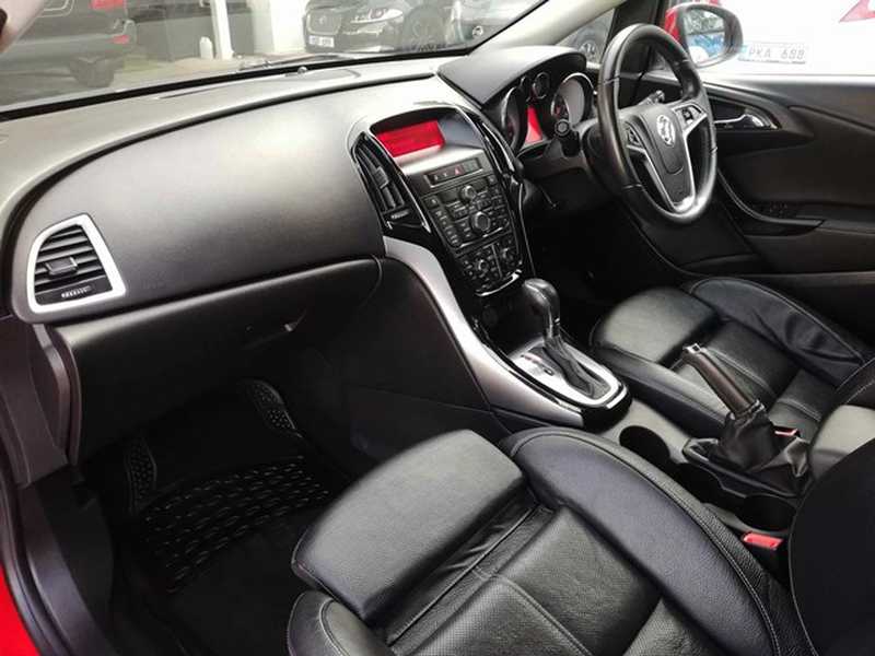 2015 Opel, Vauxhall Astra 1,6L 2015 Cyprus