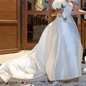 Wedding dress, Επαρχία Λεμεσού — Λεμεσός - Ομόνοια