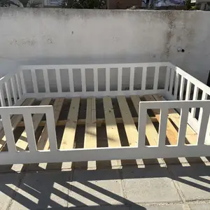 Λευκό παιδικό κρεβάτι τύπου montessori, Nicosia — Palouriotissa