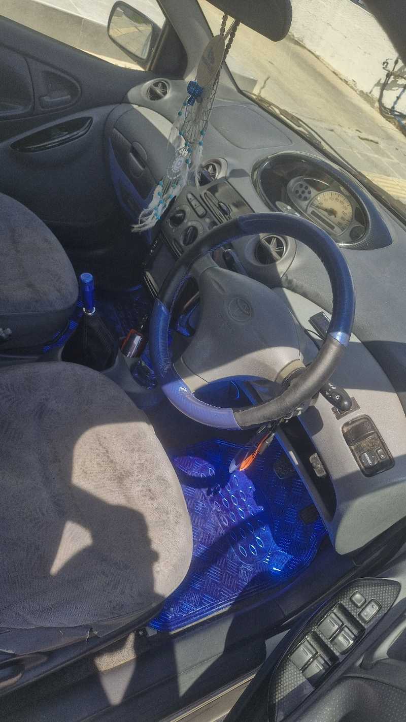 2000 Toyota Vitz 1,0L 2000 Cyprus
