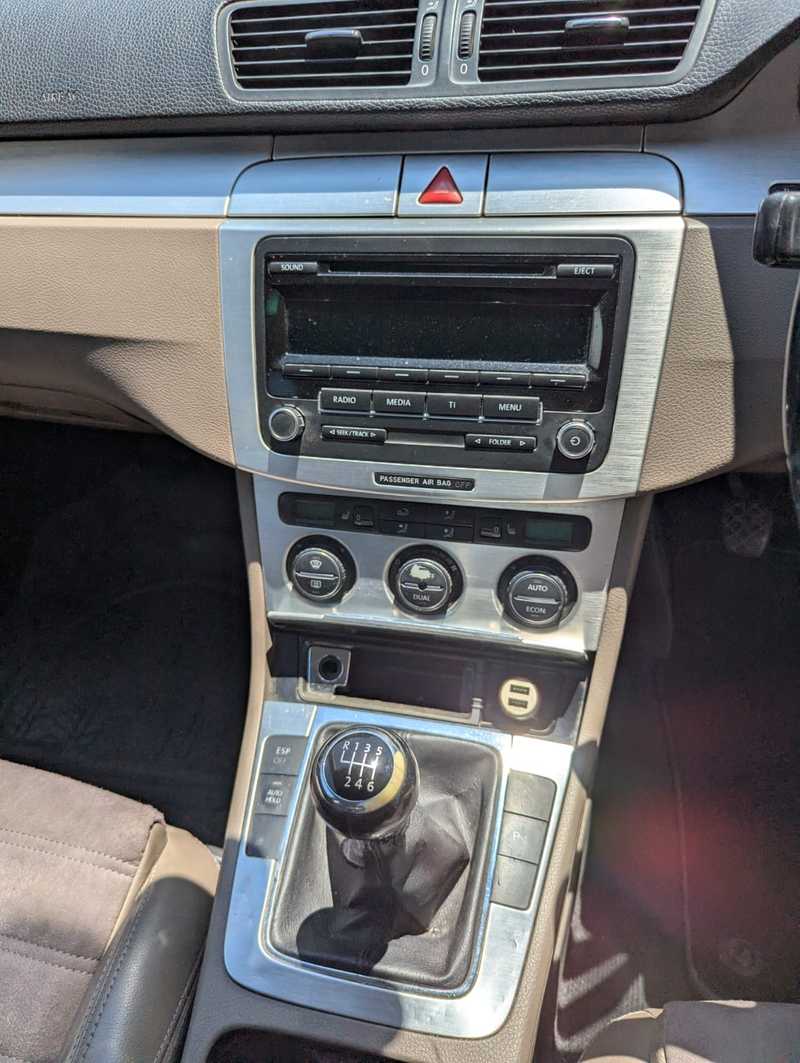 2006 Volkswagen Passat 1,6L 2006 Cyprus