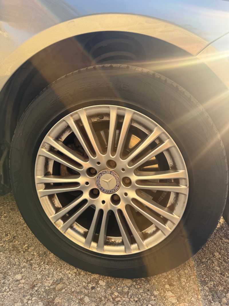 2011 Mercedes-Benz E-Class 2,2L 2011 Cyprus