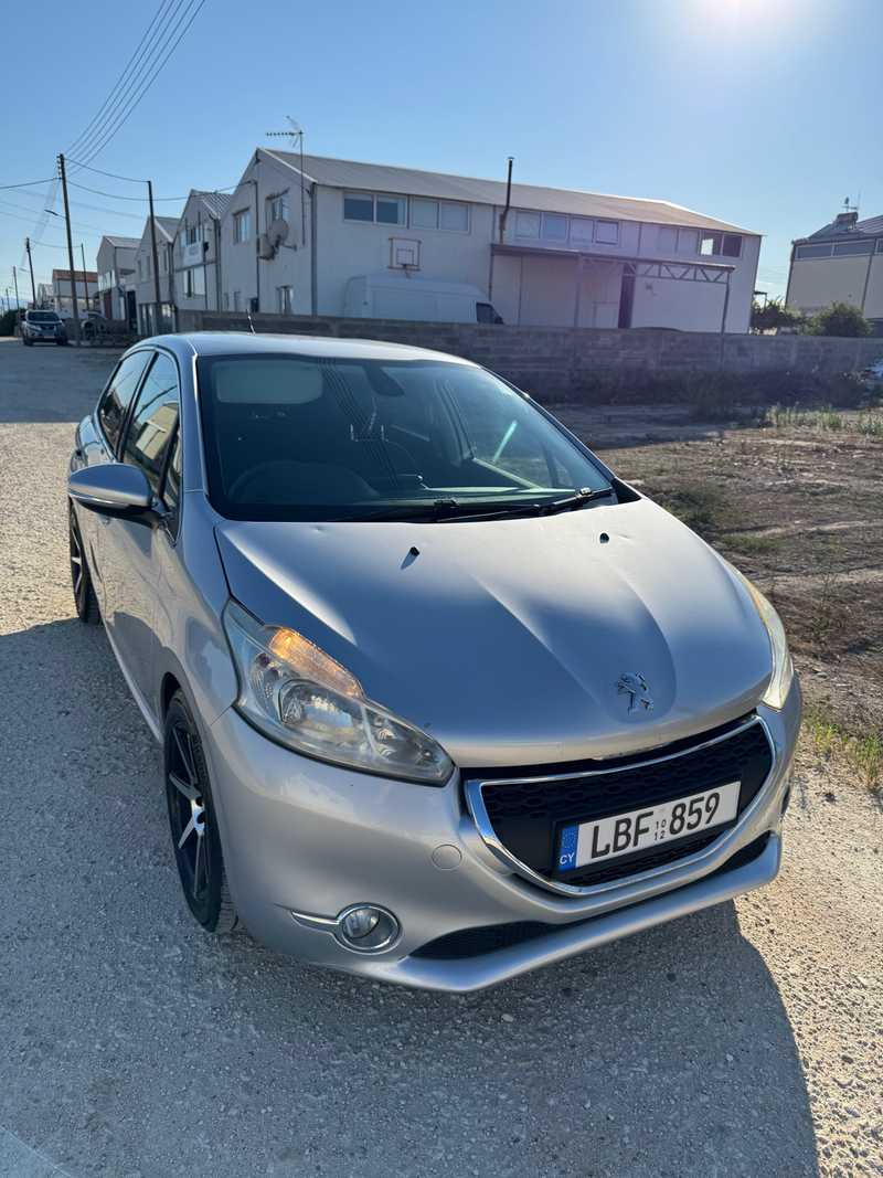 2012 Peugeot 208 1,4L 2012 Cyprus