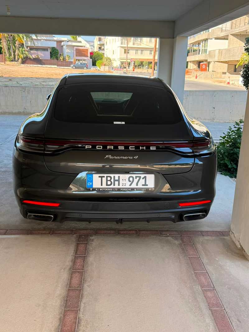 2022 Porsche Panamera 3,0L 2022 Cyprus