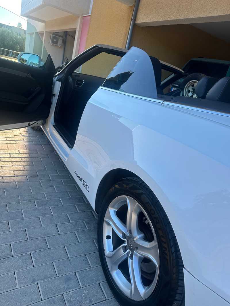 2010 Audi A5 2,0L 2010 Cyprus