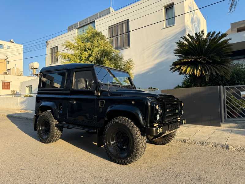 1997 Land Rover Defender 2,5L 1997 Cyprus