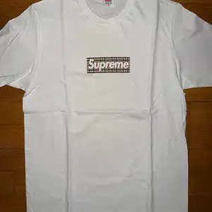 Supreme x burberry box logo t-shirt, Nicosia — Nicosia - Ag. Antonios