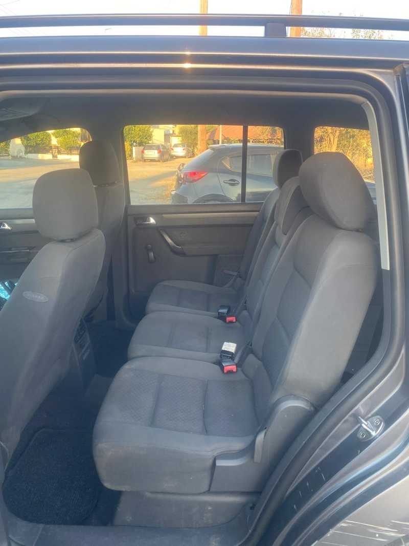 2005 Volkswagen Touran 1,6L 2005 Cyprus