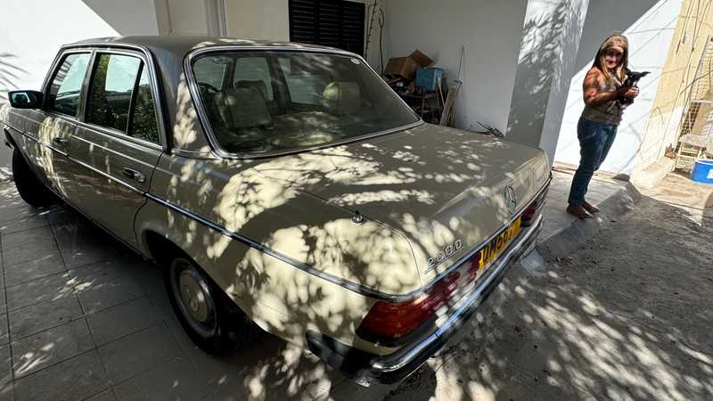 1984 Mercedes-Benz E-Class 2,2L 1984 Cyprus