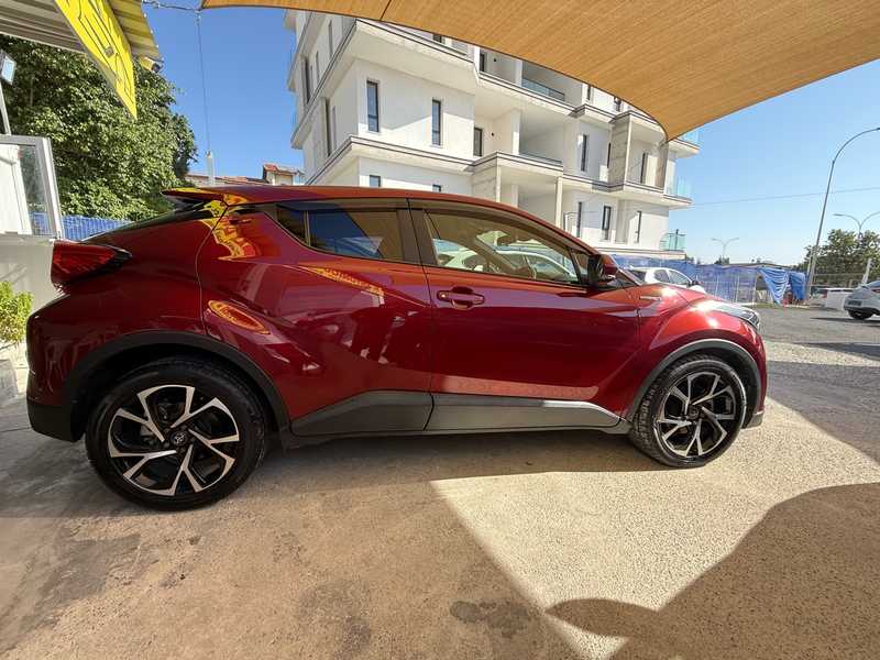 2017 Toyota C-HR 1,8L 2017 Cyprus