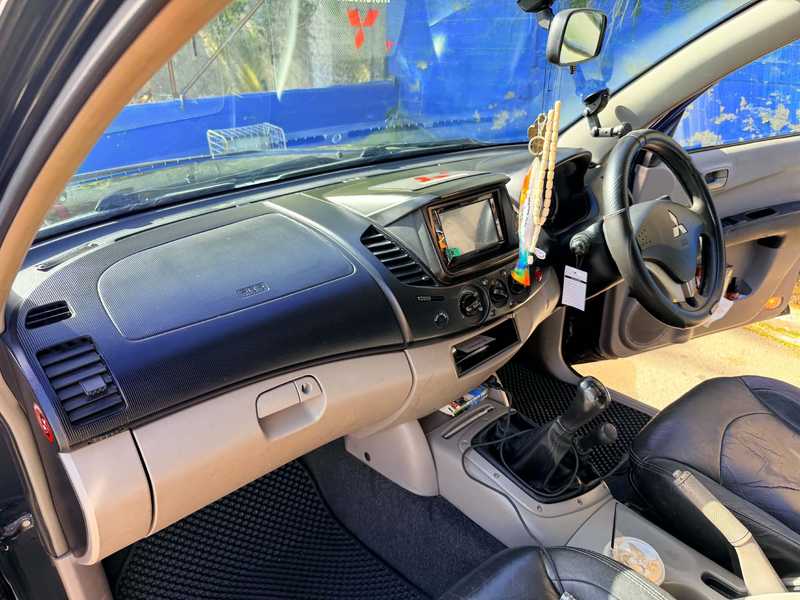 2007 Mitsubishi L200 2,5L 2007 Cyprus